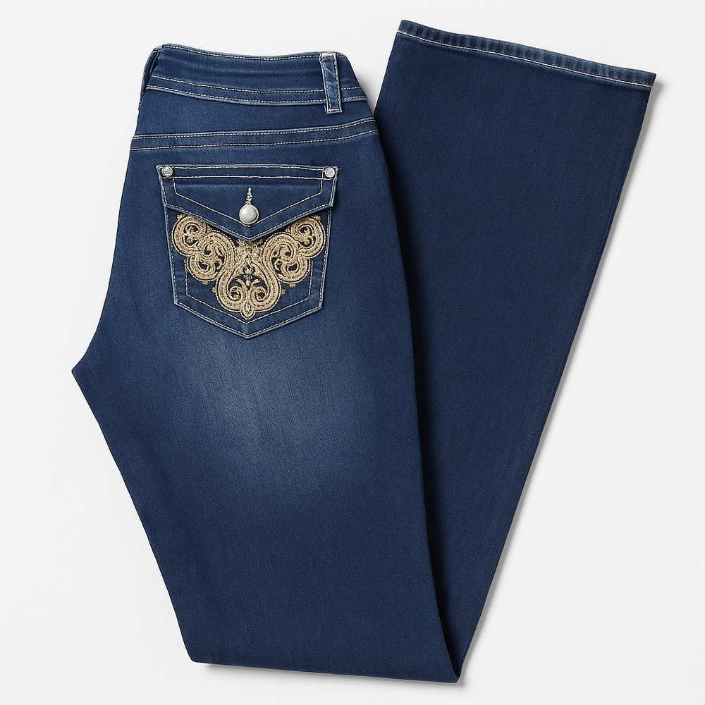 ❄️ Nine West | Jeans Size 8 x 32 Boot Cut Bling